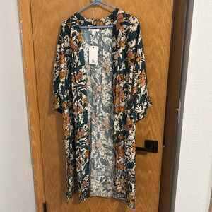 DR2 long duster/kimono, floral, size small/medium